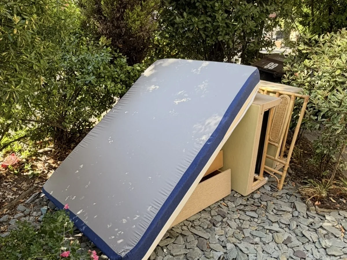 Furniture before removal by Disposo